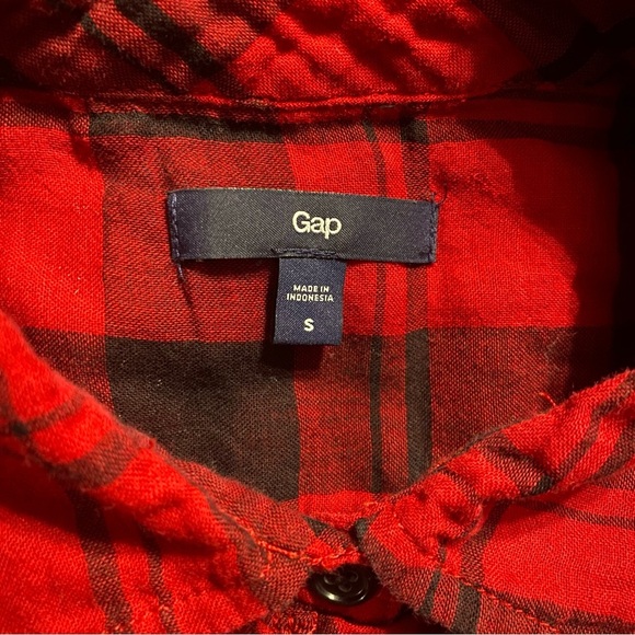 Gap Red Black Plaid Ruffle Cotton Button Up Shirt - Picture 5 of 6